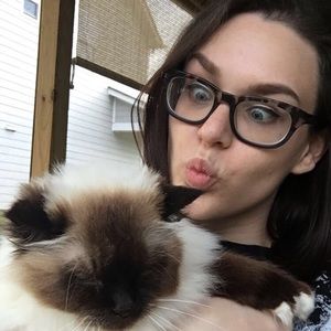 Meet your Posher, Ellen